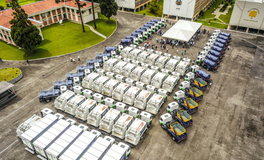 Governador Carlos Massa Ratinho Junior entrega mais 63 veículos da Patrulha Ambiental - Curitiba, 09/02/2022