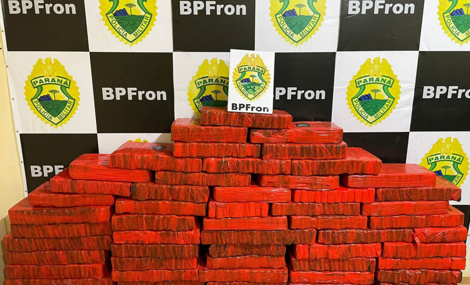 Mais de meia tonelada de maconha é apreendida pelo BPFRON no Oeste do estado