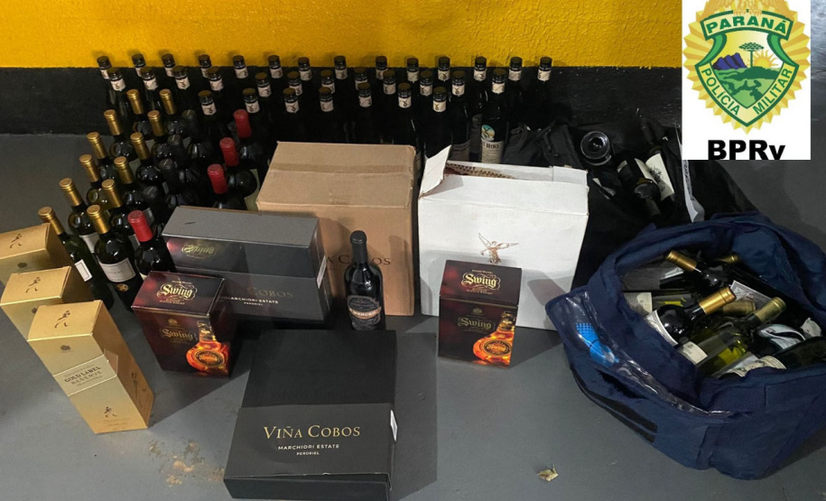 Polícia Rodoviária apreende droga e bebidas no Litoral e no Sudoeste do Paraná