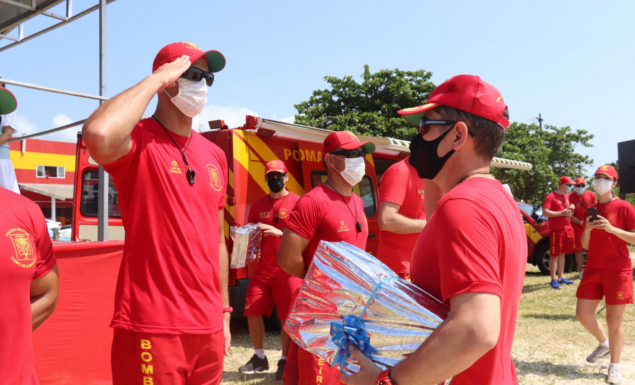 Corpo de Bombeiros forma 30 novos guarda-vidas no Litoral