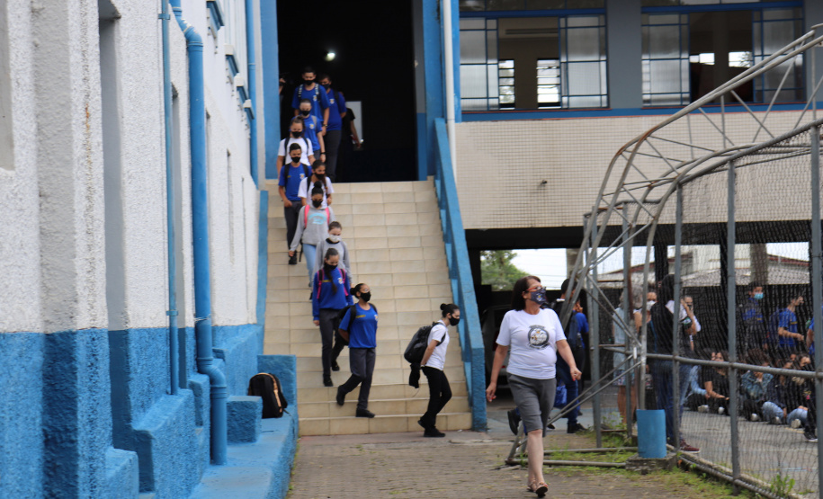 Durante esta semana, em todo o estado, as unidades escolares estaduais e as parceiras da Secretaria da Educação e do Esporte (SEED) realizaram o simulado de abandono.