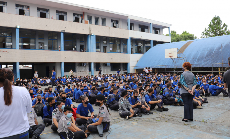 Durante esta semana, em todo o estado, as unidades escolares estaduais e as parceiras da Secretaria da Educação e do Esporte (SEED) realizaram o simulado de abandono.