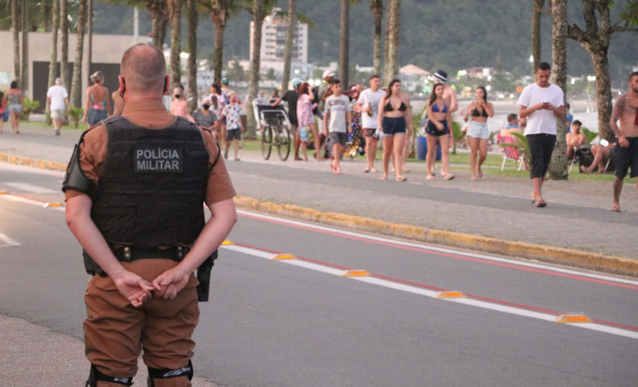 PM aborda 3 mil pessoas e encaminha mais de 100 nos primeiros dias de Carnaval no Litoral