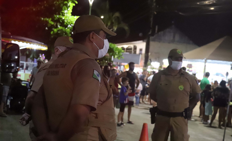 PM aborda 3 mil pessoas e encaminha mais de 100 nos primeiros dias de Carnaval no Litoral