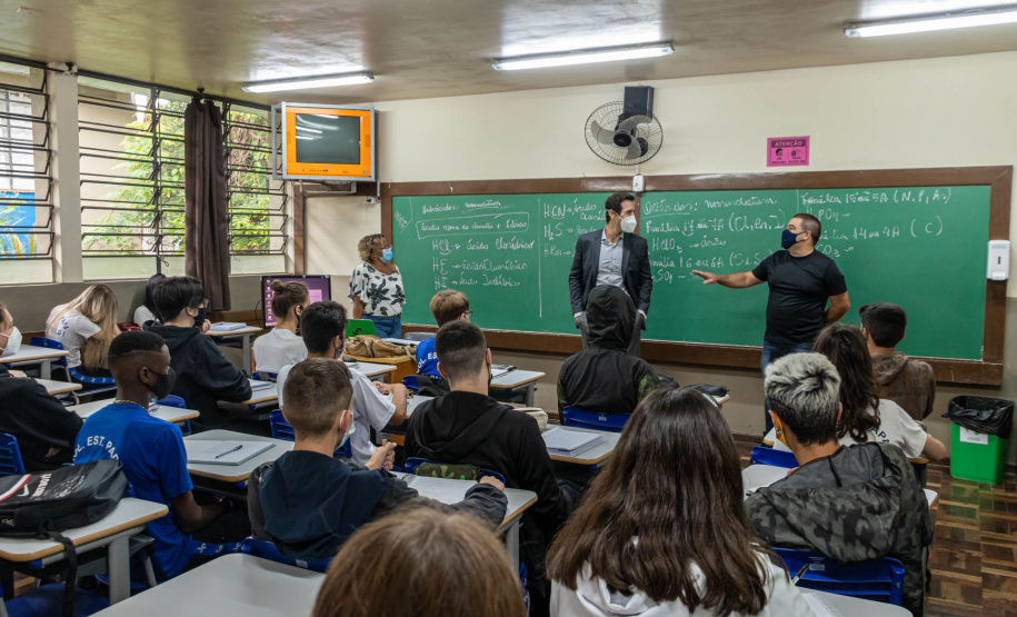 Comunidade escolar retoma as aulas com expectativa e aprovação do modelo presencial