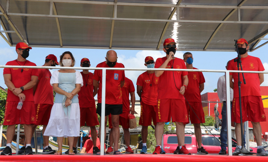 Corpo de Bombeiros forma 30 novos guarda-vidas no Litoral