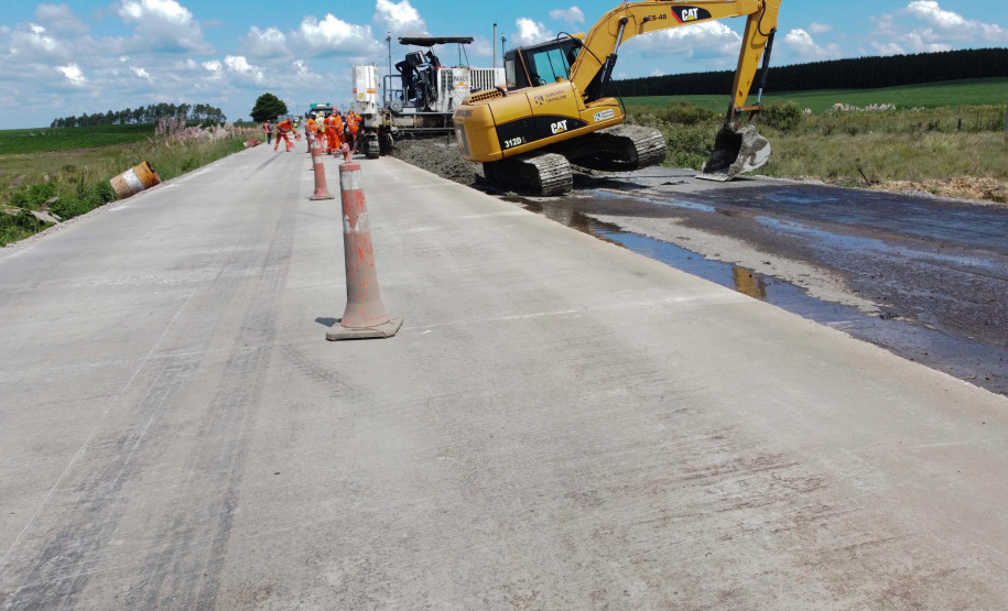 Pavimentação em concreto da PRC-280 no Sudoeste chega a 19% de conclusão
