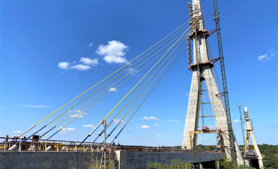 Ponte da Integração Brasil - Paraguai 76%