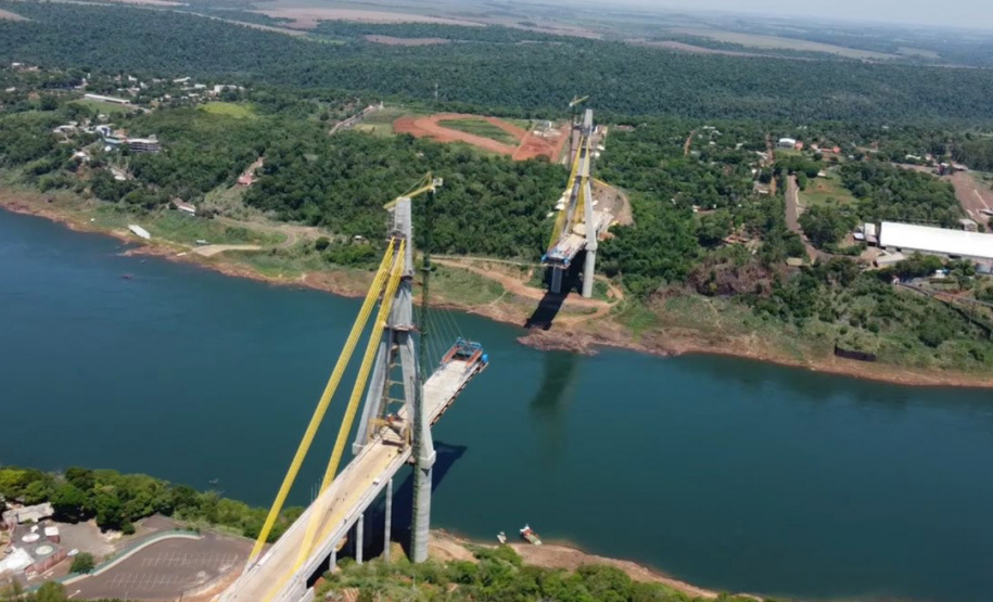 Ponte Brasil - Paraguai 78%