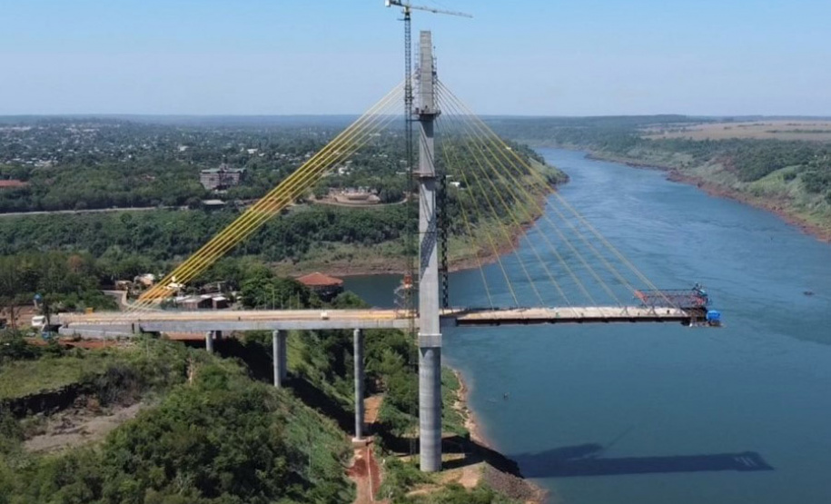 Ponte Brasil - Paraguai 78%