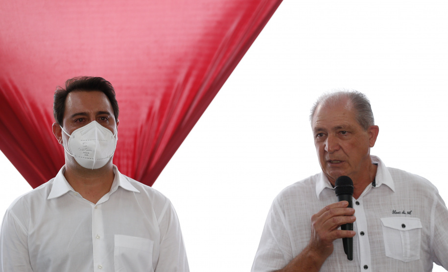 O governador Carlos Massa Ratinho Junior participou nesta quinta-feira (03) da inauguração do Centro Municipal de Educação Infantil (CMEI) Miguel Eduardo Nalini Adur, em Pitanga, na Região Central do Paraná.