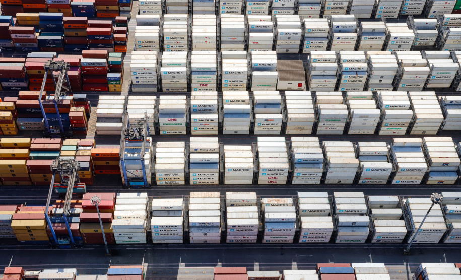 Volume de carga exportada em contêineres, pelo Porto de Paranaguá, aumenta 24%