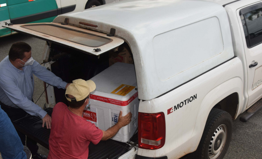 Saúde inicia semana com distribuição de mais 356 mil testes e 467,4 mil vacinas contra a Covid-19