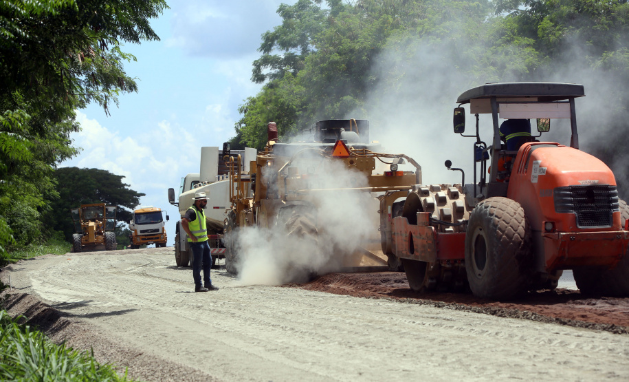 No Noroeste, PR-323 ganha terceiras faixas para melhorar logística a aumentar a segurança