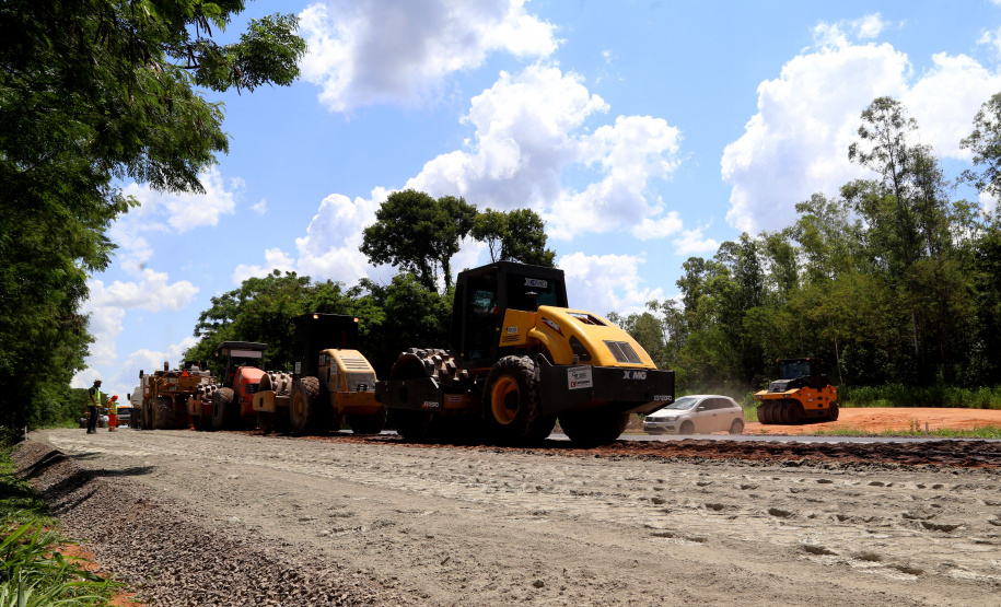 No Noroeste, PR-323 ganha terceiras faixas para melhorar logística a aumentar a segurança
