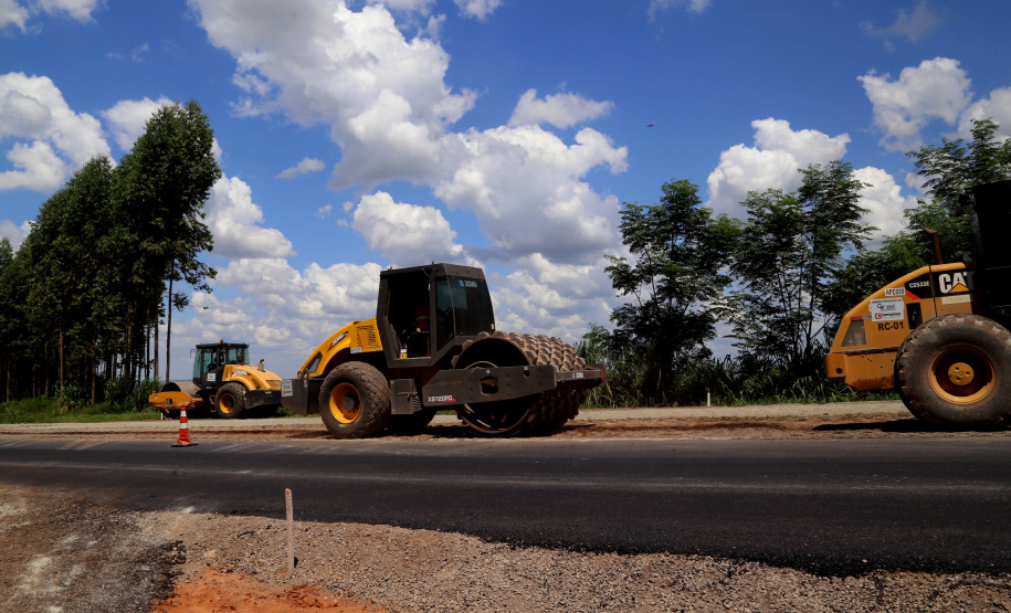 No Noroeste, PR-323 ganha terceiras faixas para melhorar logística a aumentar a segurança