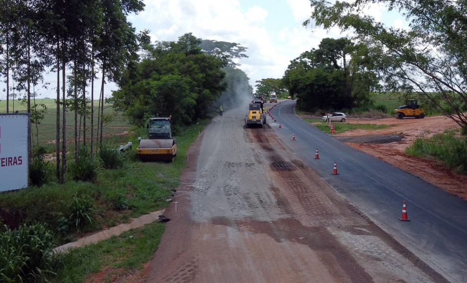 No Noroeste, PR-323 ganha terceiras faixas para melhorar logística a aumentar a segurança