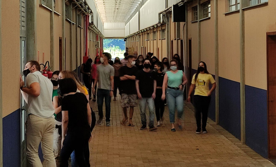 Cursos de graduação e pós-graduação da UENP retornam às aulas presenciais