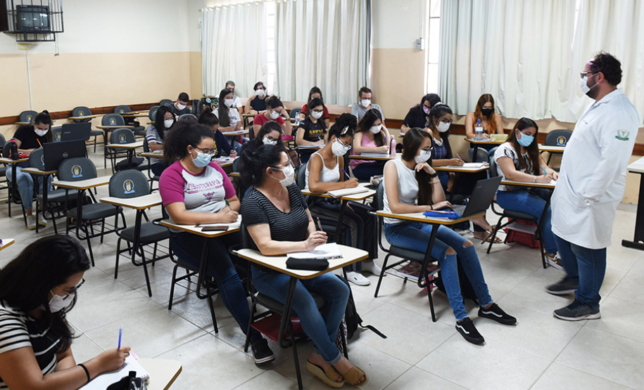 Cursos de graduação e pós-graduação da UENP retornam às aulas presenciais