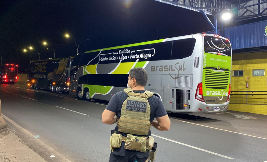 PCPR apreende 71,8 quilos de maconha e prende trio em Mandaguari
