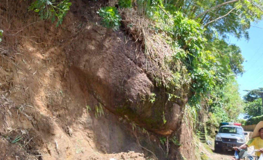 Geólogo da Defesa Civil Estadual realiza análise de risco em Guaraqueçaba