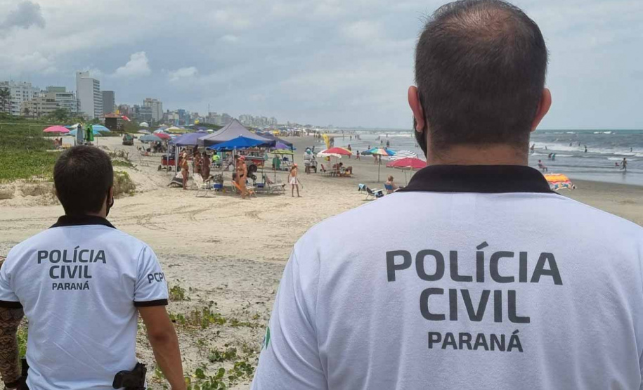 Polícia Civil alerta mulheres sobre importância de denunciar agressores durante a temporada no Litoral