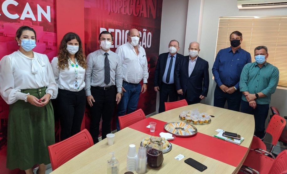 Direção do BRDE visita Hospital do Câncer de Cascavel que recebe R$ 558 mil em recursos