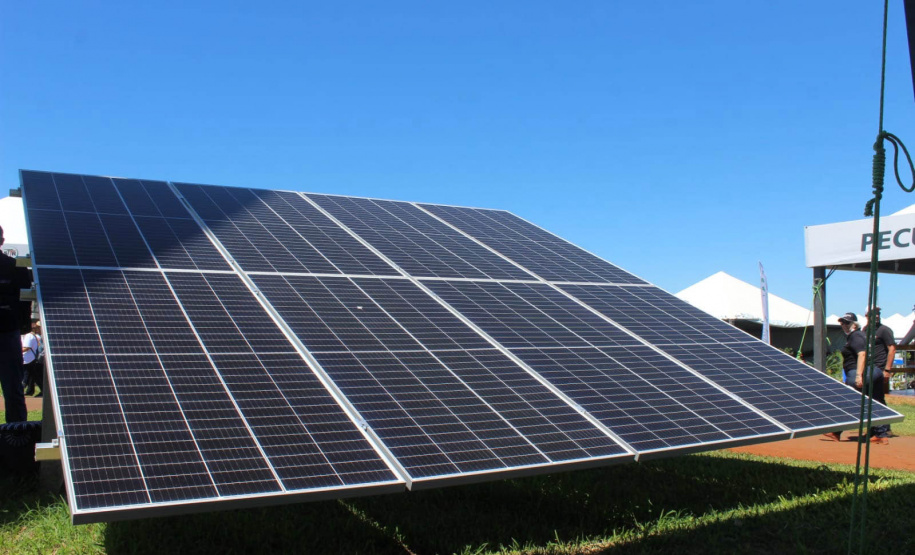 Copel autoriza uso de inversor híbrido para armazenar energia de autogeração