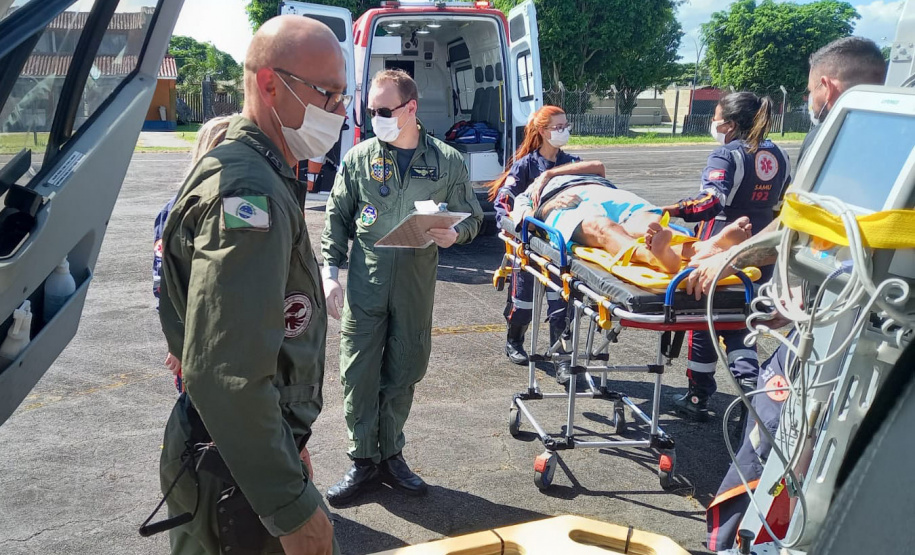 BPMOA leva vítima de AVC da Ilha do Mel ao hospital de Paranaguá em cerca de sete minutos