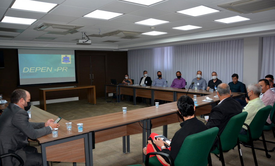 Deppen discute planejamento estratégico com gestores do sistema prisional