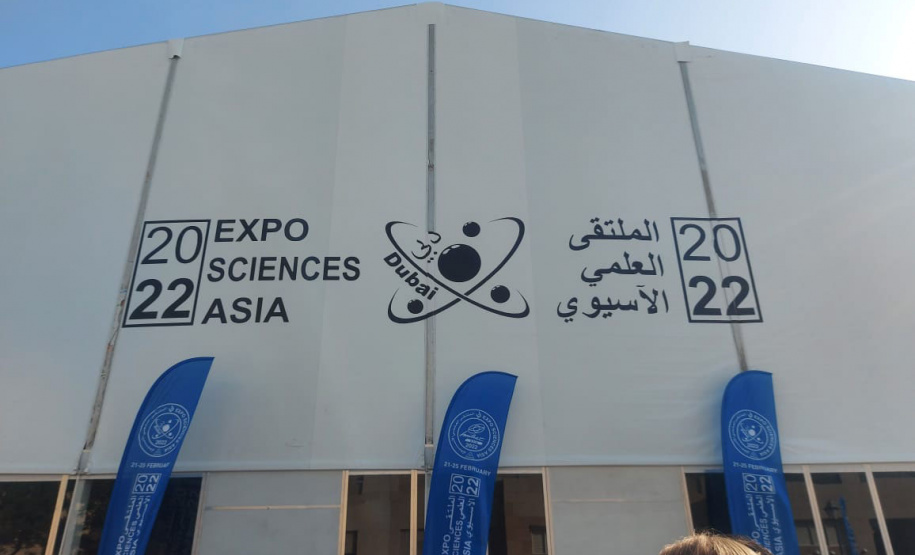 Aluna da rede estadual apresenta trabalho em feira de ciências de Dubai