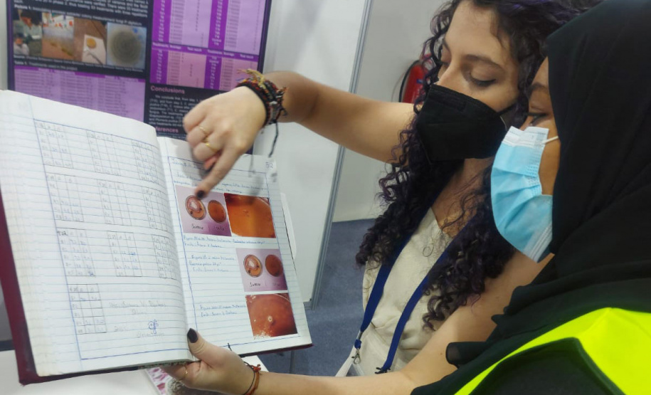 Aluna da rede estadual apresenta trabalho em feira de ciências de Dubai