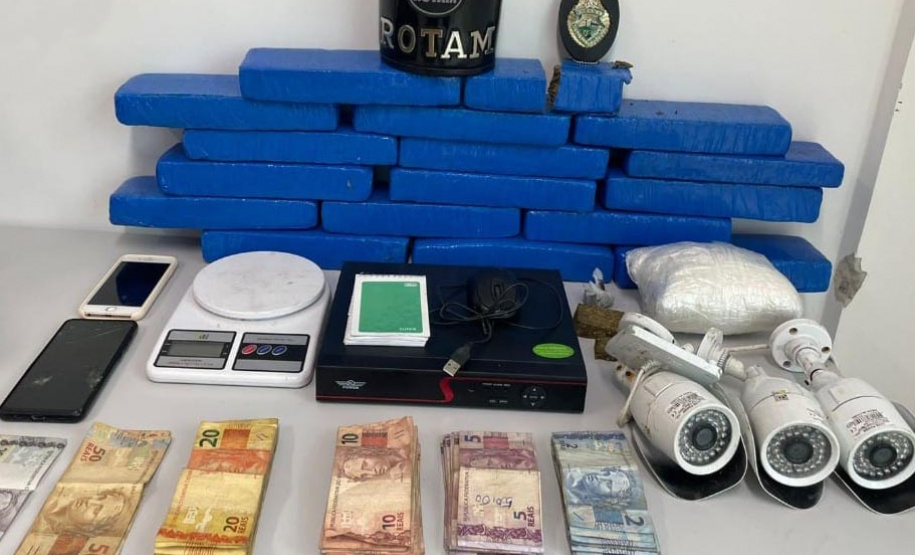 Operação das polícias Militar e Civil apreende drogas e encaminha nove pessoas no Litoral