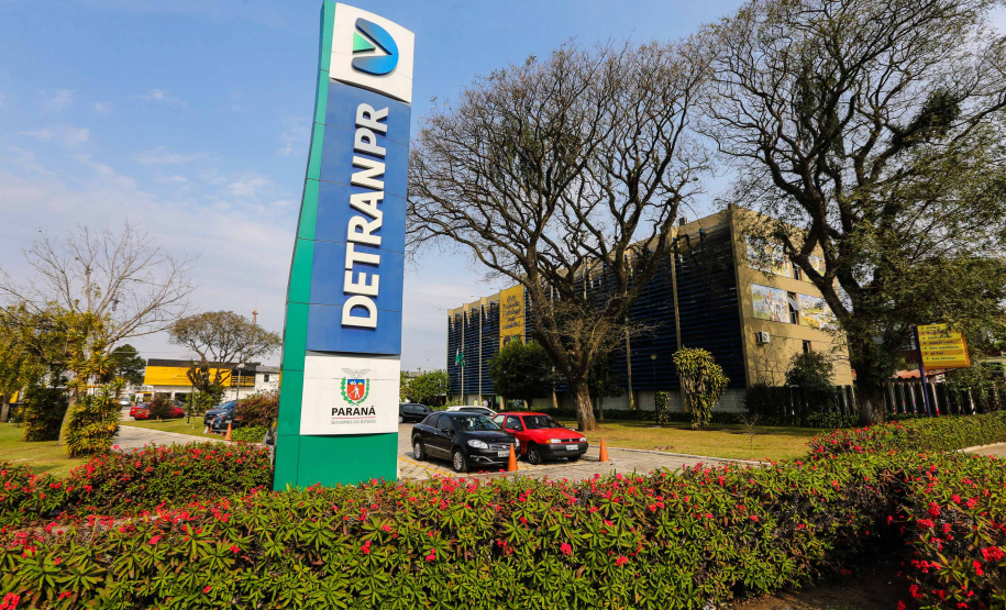 Recursos de autos de infração, suspensão ou cassação da CNH podem ser realizados diretamente pelo portal do Detran-PR