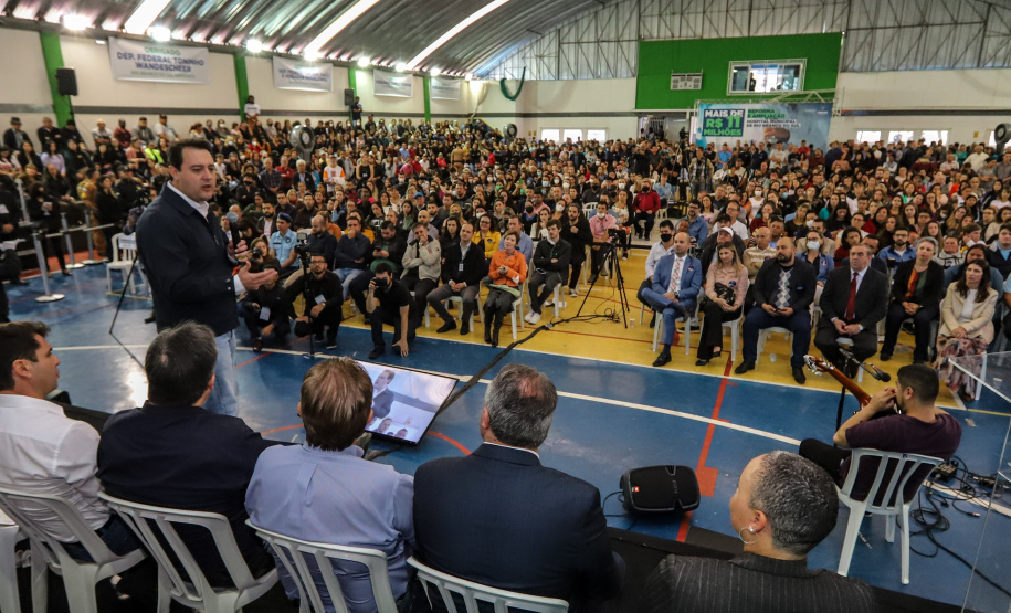 O governador Carlos Massa Ratinho Junior e o Secretário da Saúde, Beto Preto, assinam nesta quinta-feira (31), liberação de recurso para o Hospital de Rio Branco do Sul. 31/03/2022 - Foto: Geraldo Bubniak/AEN