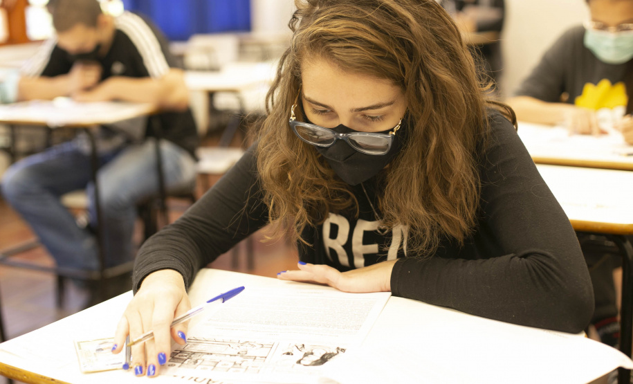 UEM realiza, domingo, 1º. Vestibular para Pessoas com Deficiência e o PAS