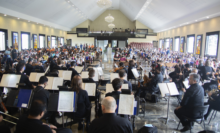 Concertos da Orquestra Sinfônica do Paraná reúne público em Colombo