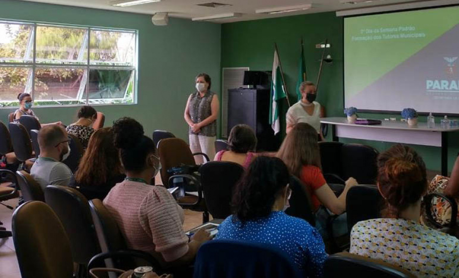 Sesa realiza 2º Encontro de Formação dos Tutores Regionais do PlanificaSUS Paraná