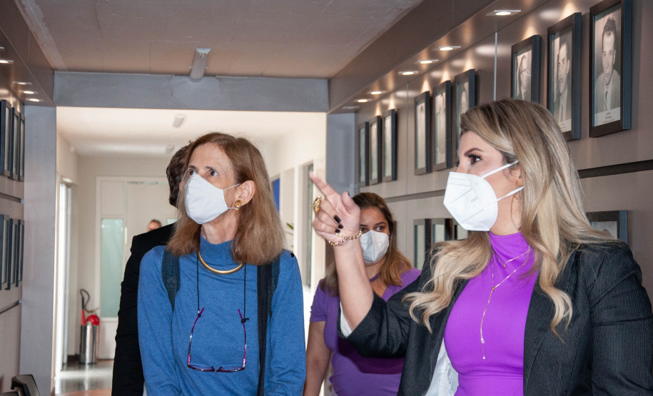 Professora de Harvard e ex-diretora de Educação do Banco Mundial palestra para educadores da Seed-PR - A professora Claudia Costin realizou nesta segunda-feira (28) uma visita técnica à Seed-PR (Secretaria de Estado da Educação e do Esporte) - Curitiba, 28/03/2022