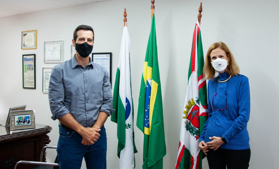 Professora de Harvard e ex-diretora de Educação do Banco Mundial palestra para educadores da Seed-PR - A professora Claudia Costin realizou nesta segunda-feira (28) uma visita técnica à Seed-PR (Secretaria de Estado da Educação e do Esporte) - Curitiba, 28/03/2022