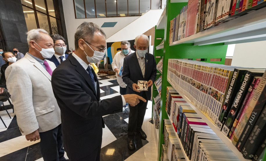 Doação de livros para biblioteca pública