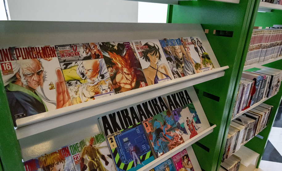 Doação de livros para biblioteca pública