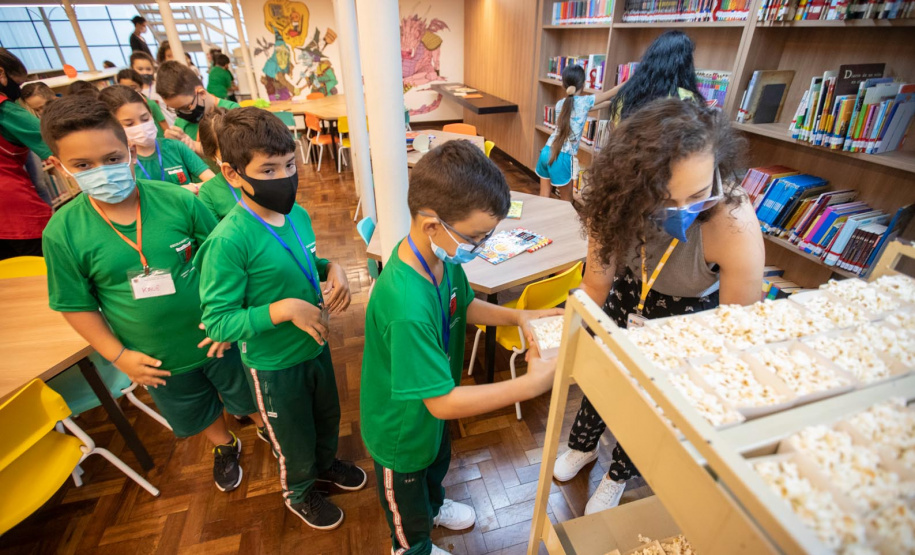 Eventos de aniversário marcam a reabertura total da Biblioteca Pública do Paraná