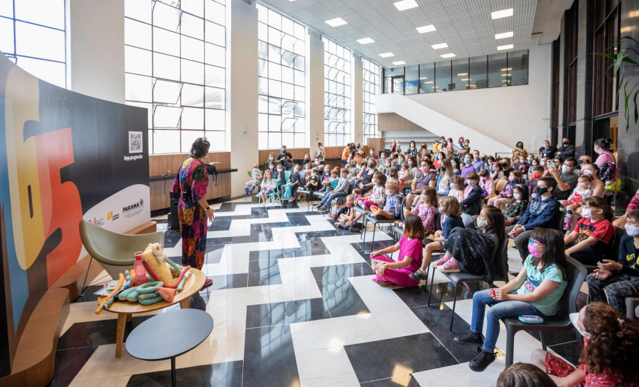 Eventos de aniversário marcam a reabertura total da Biblioteca Pública do Paraná