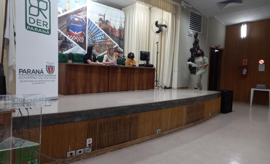 Sessão de abertura de envelopes de preços da nova passarela de Bandeirantes