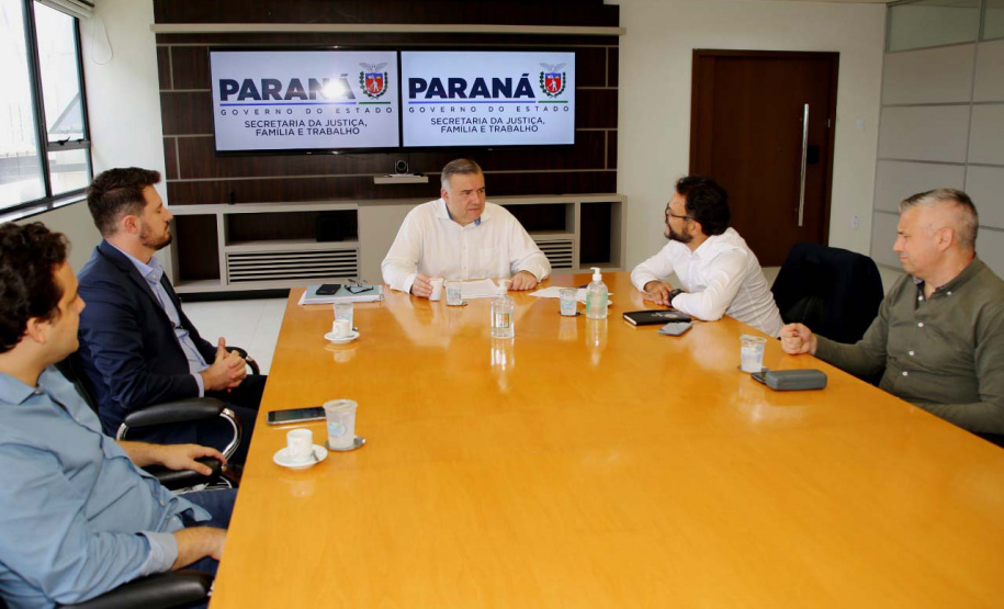 Agências do Trabalhador já respondem por mais de 30% das operações de microcrédito da Fomento Paraná