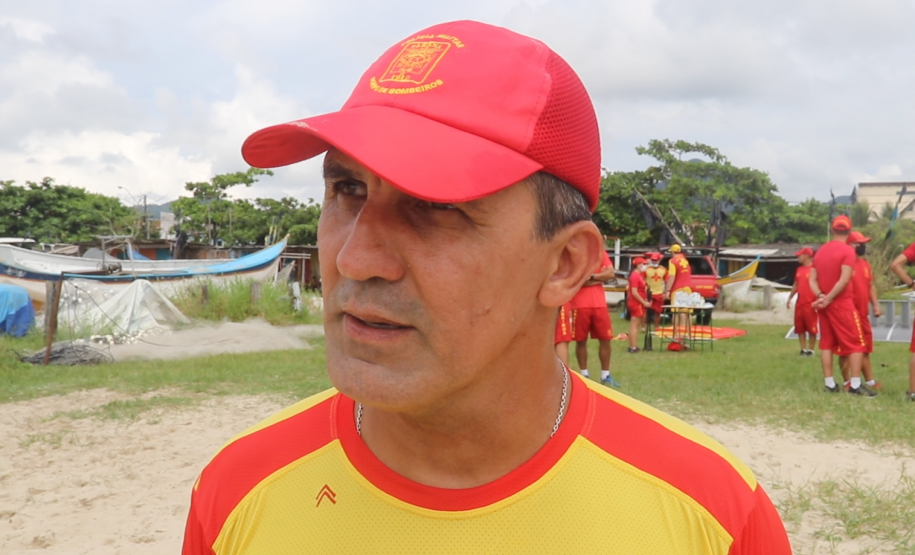 Corpo de Bombeiros forma 55 guarda-vidas civis voluntários no litoral - Matinhos, 03/03/2022