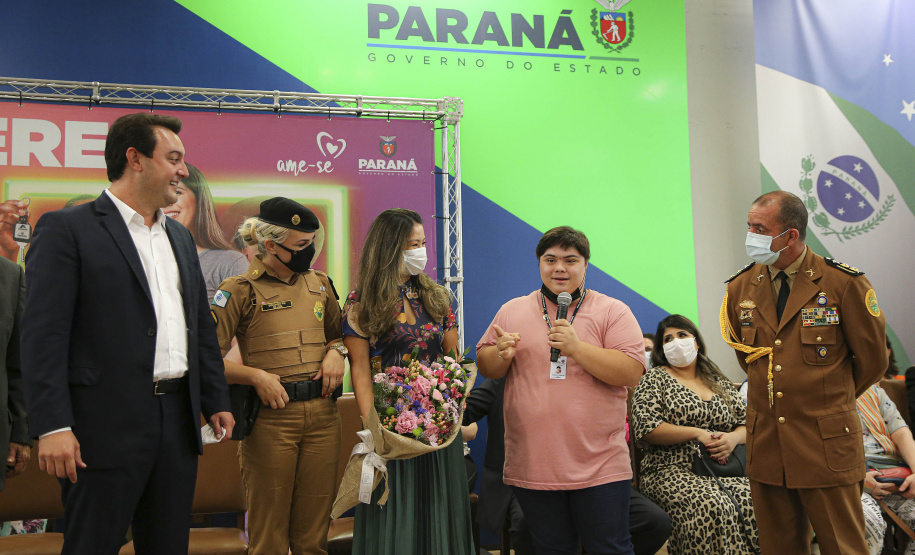 Mulheres são prioridade nas políticas públicas do Governo do Estado, afirma governador