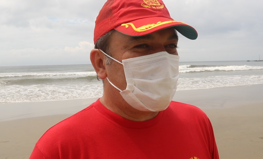 Corpo de Bombeiros forma 55 guarda-vidas civis voluntários no litoral - Matinhos, 03/03/2022