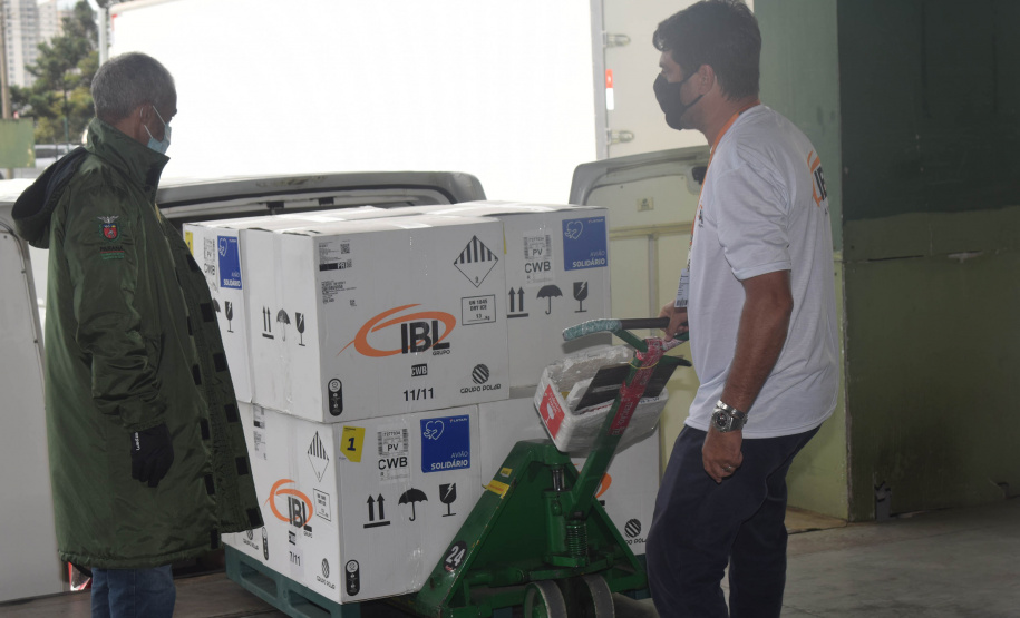 Mais 61 mil vacinas contra a Covid-19 para crianças chegam ao Estado nesta quinta